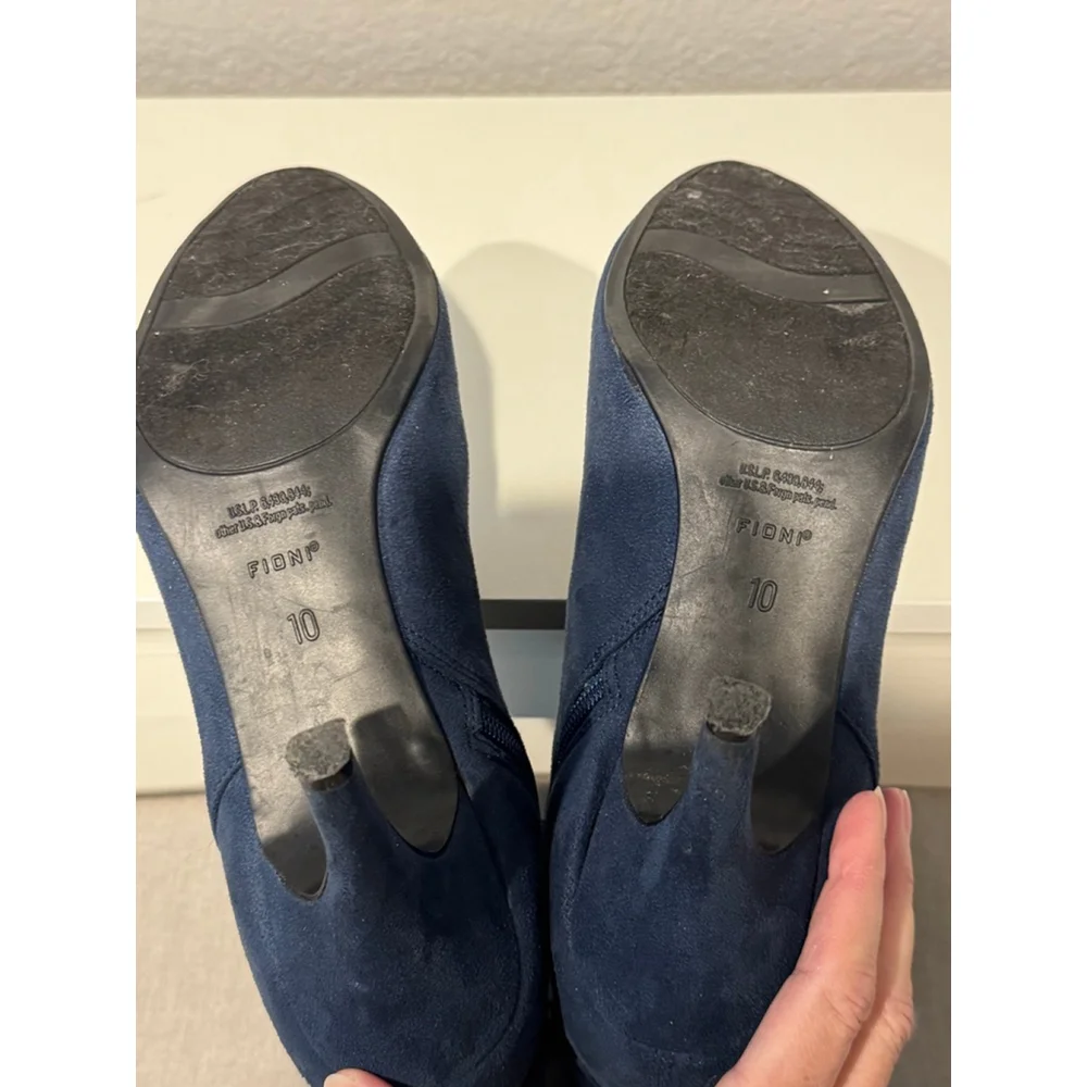 Women's FIONI Blue Vegan Faux Suede Ankle Boots & Booties Size 10